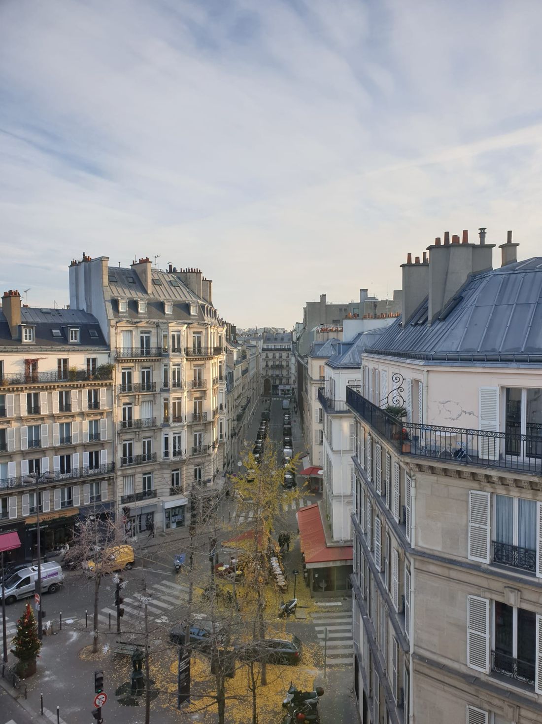 Dachterrasse der Sprachschule in Paris